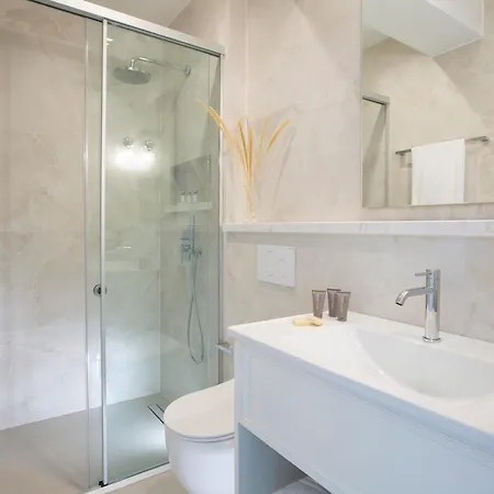 Hotel de apartamente Lefko & 4*