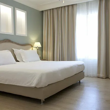 Lefko & Apartahotel