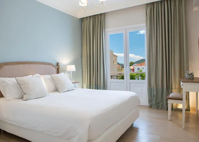 Aparthotel Lefko &