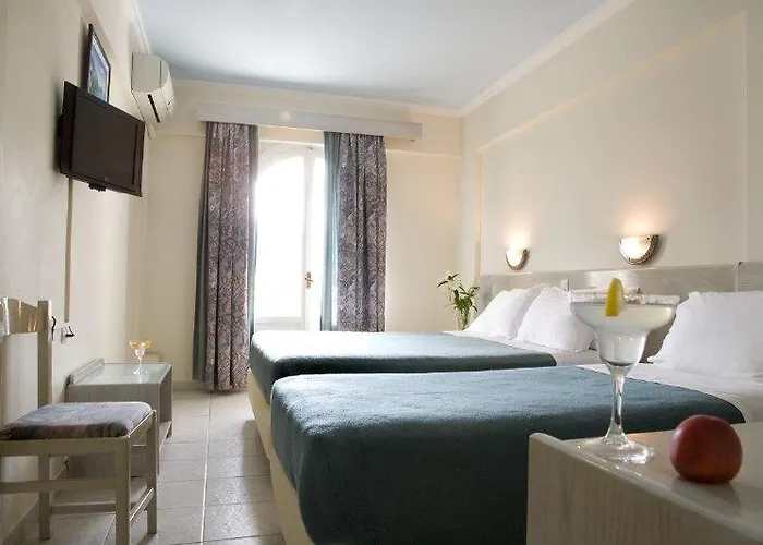 Aparthotel Lefko &