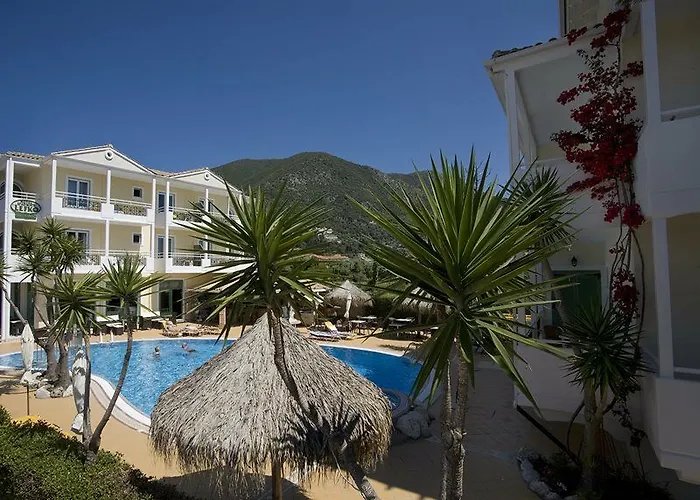 Aparthotel Lefko &