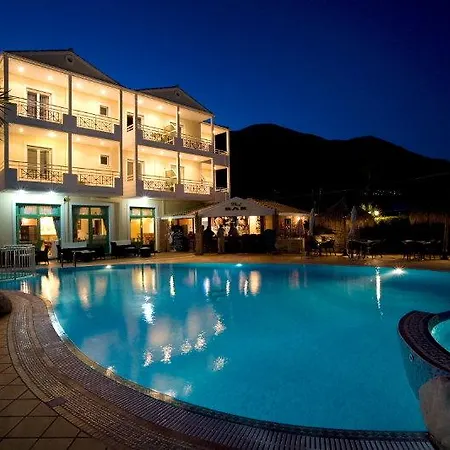 Lefko & Aparthotel 2*