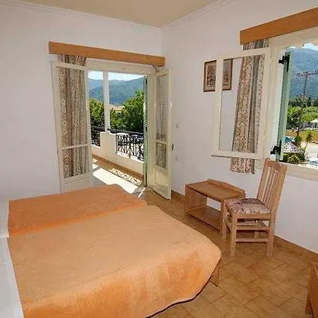 Lefko & Apartmanhotel